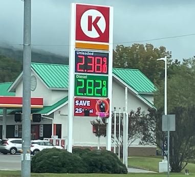 Gas Price 2.38.JPG